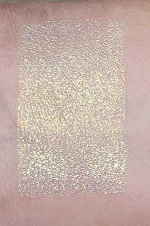 GlamSHADOWS "FLUFF" Eyeshadow