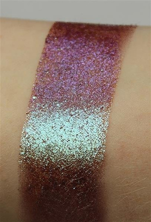 Pressed pigment - Turbo Glow - VEGAS BIS