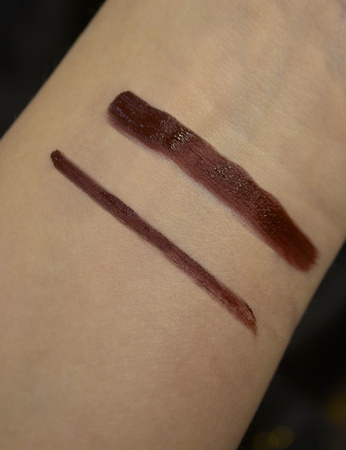 CREAM EYELINER- BORDO