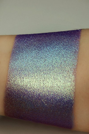 Pressed Pigment - Turbo Glow - AURORA